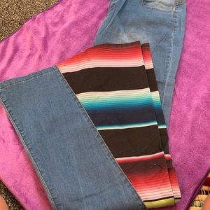 Super Flare Sarape detailed jeans.